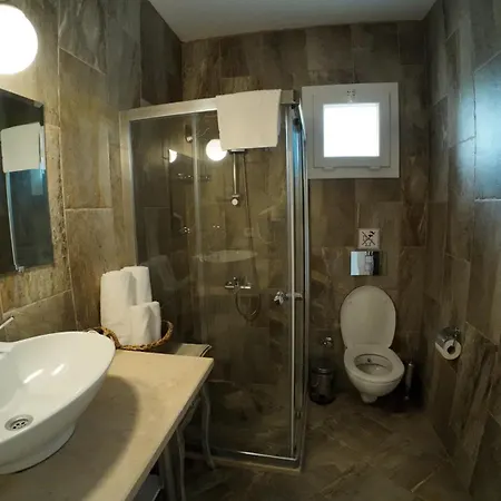 Hotel Adelfia 2*