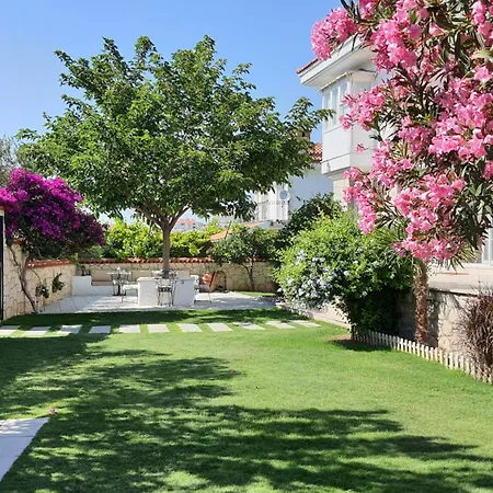 Adelfia Hotel Alaçatı